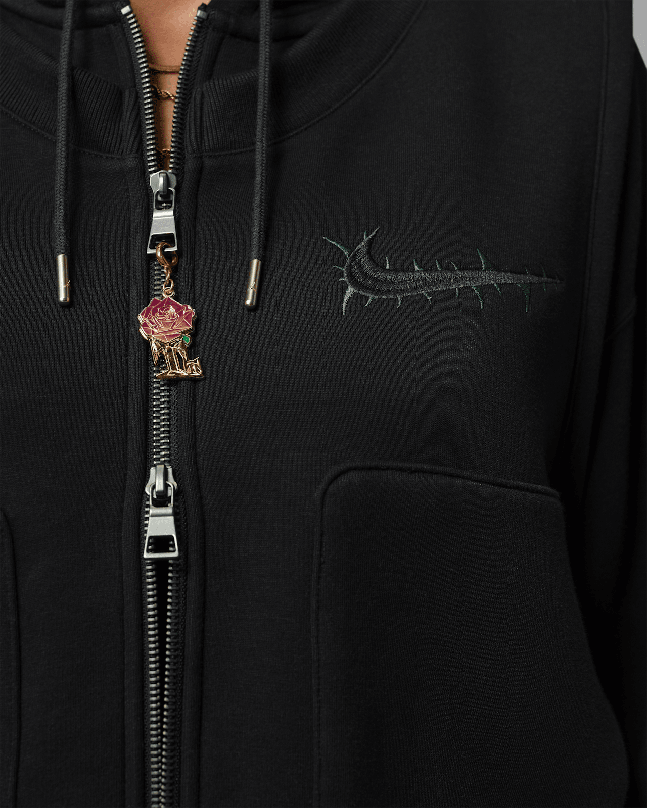 Jordan x Teyana Taylorアパレルコレクション発売日. Nike SNKRS